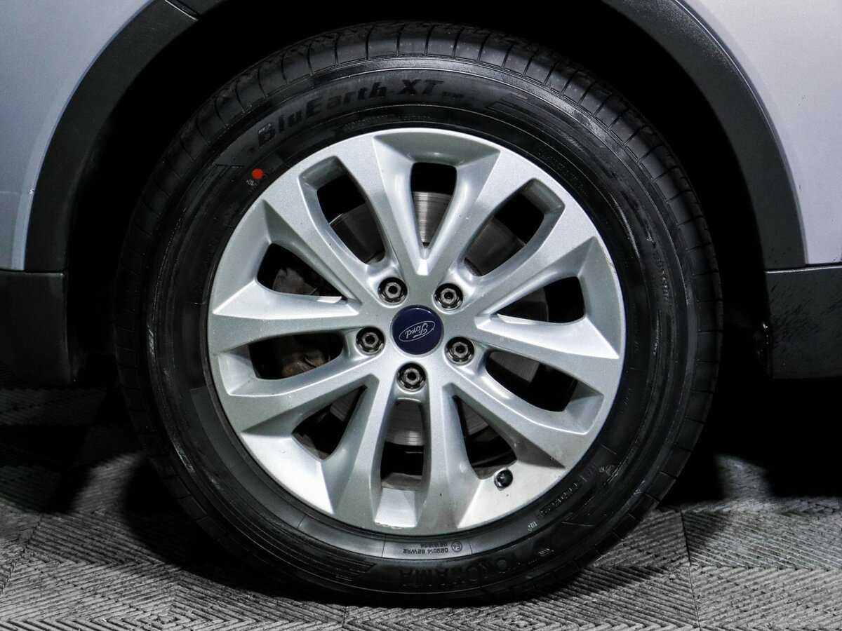 Купить Ford Kuga с пробегом. Фото: #11