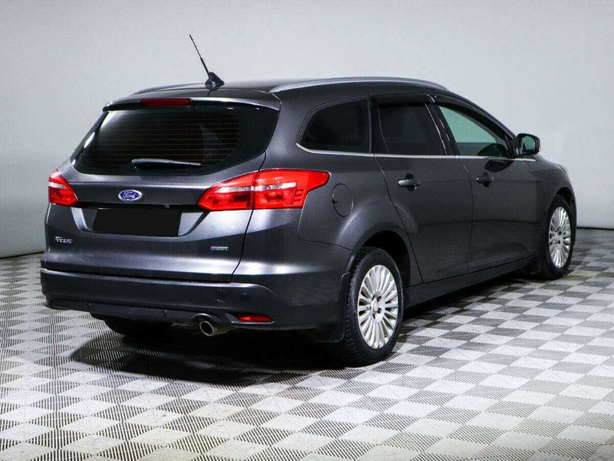 Купить Ford Focus с пробегом. Фото: #4