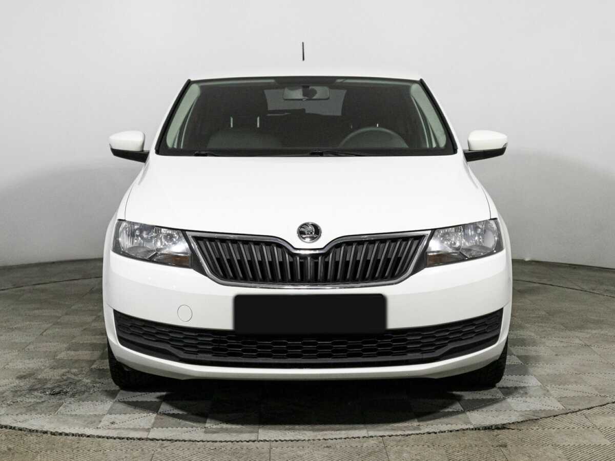 Купить Skoda Rapid с пробегом. Фото: #1