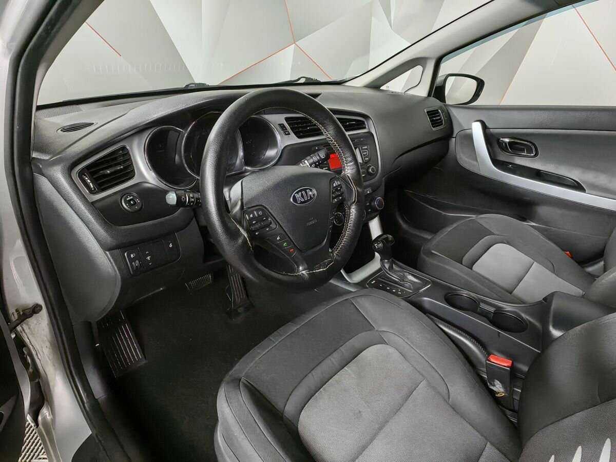 Купить Kia Ceed с пробегом. Фото: #13