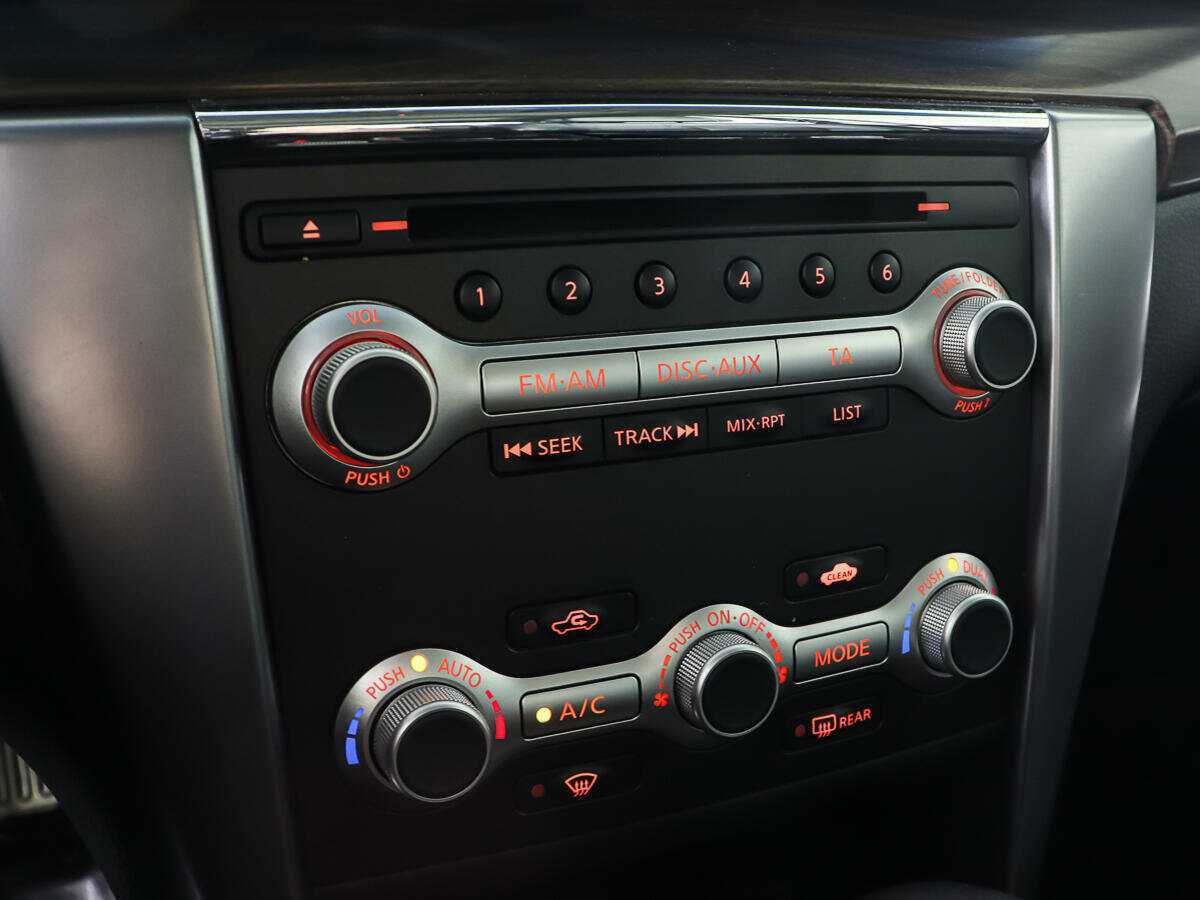 Купить Nissan Teana с пробегом. Фото: #19