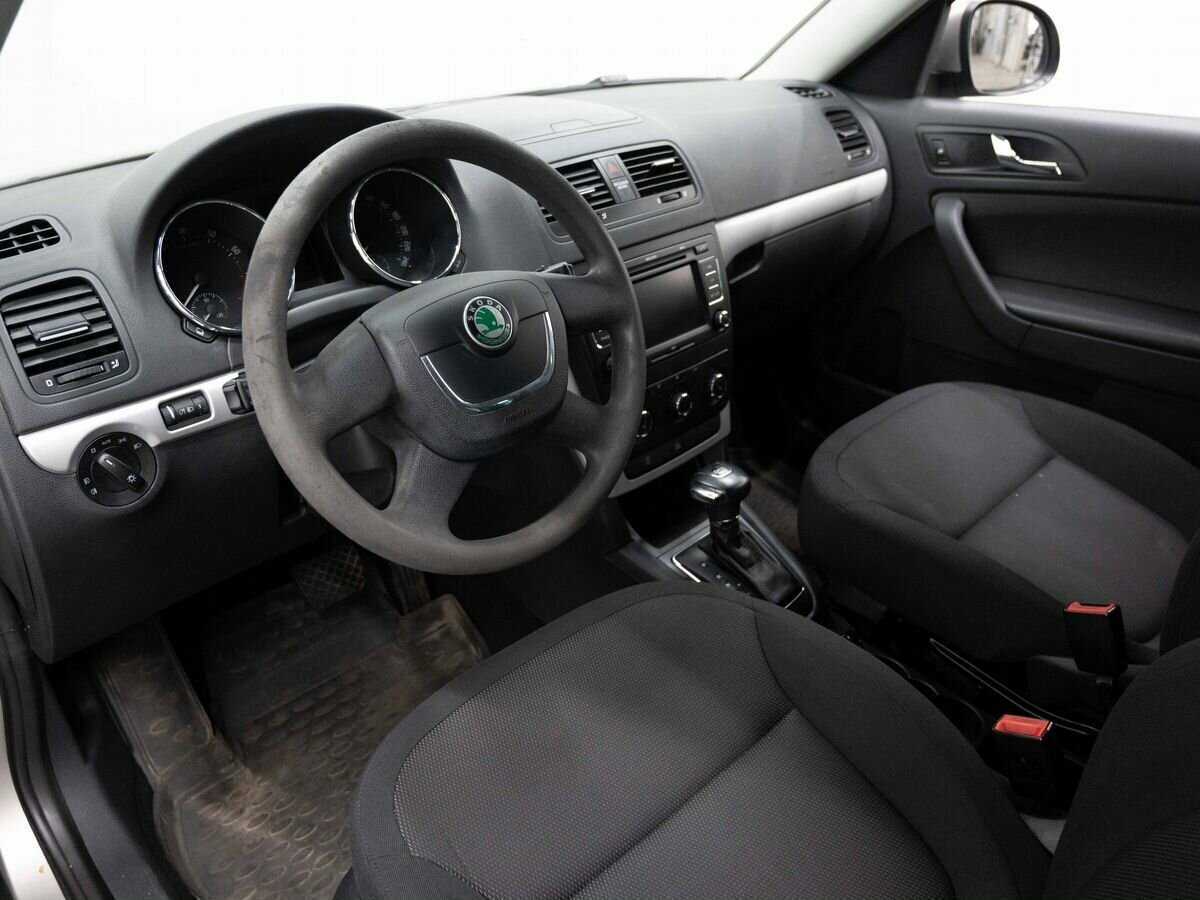Купить Skoda Yeti с пробегом. Фото: #6
