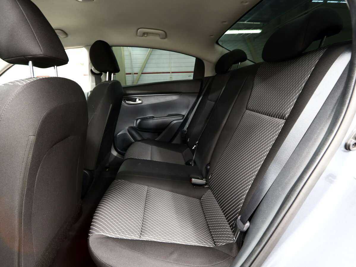 Купить Kia Rio с пробегом. Фото: #17