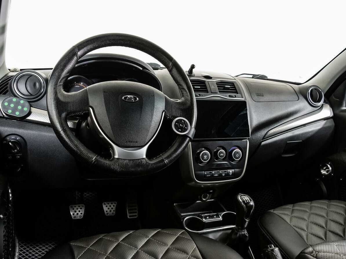 Купить Lada (ВАЗ) Granta с пробегом. Фото: #11