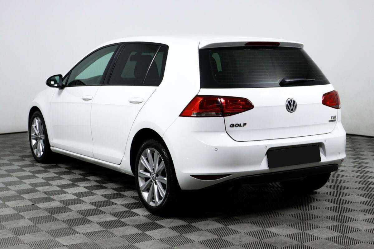 Купить Volkswagen Golf с пробегом. Фото: #6