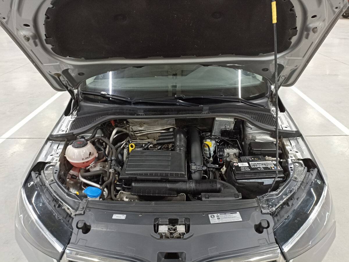 Купить Skoda Rapid с пробегом. Фото: #8