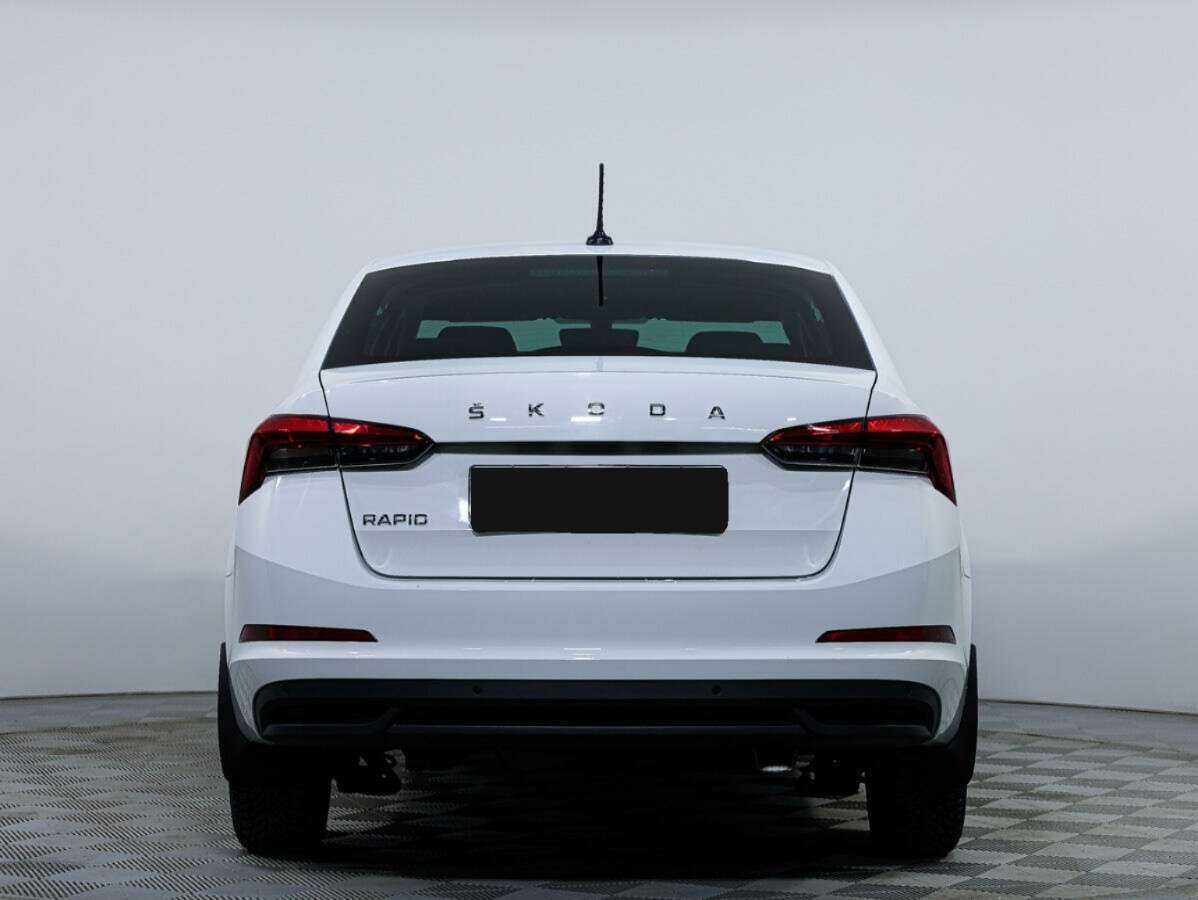 Купить Skoda Rapid с пробегом. Фото: #4