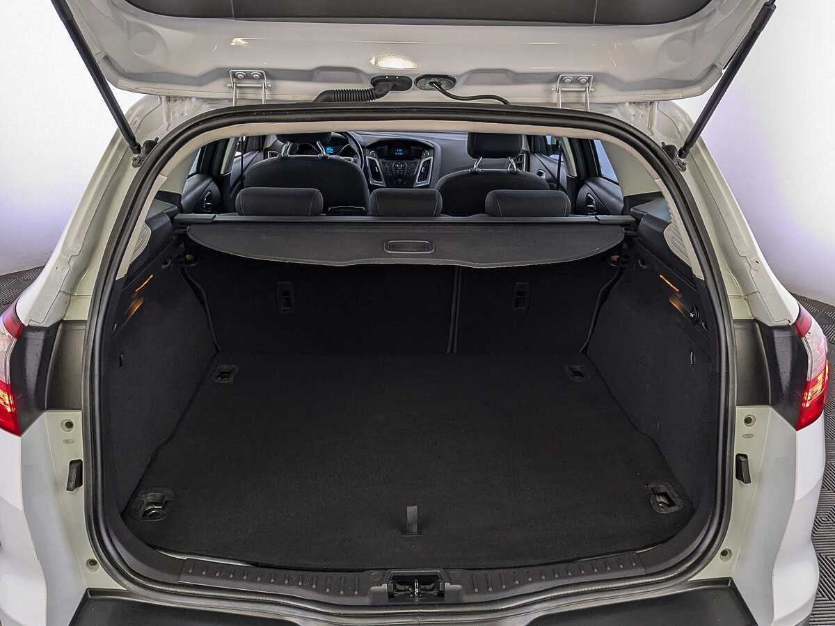 Купить Ford Focus с пробегом. Фото: #9