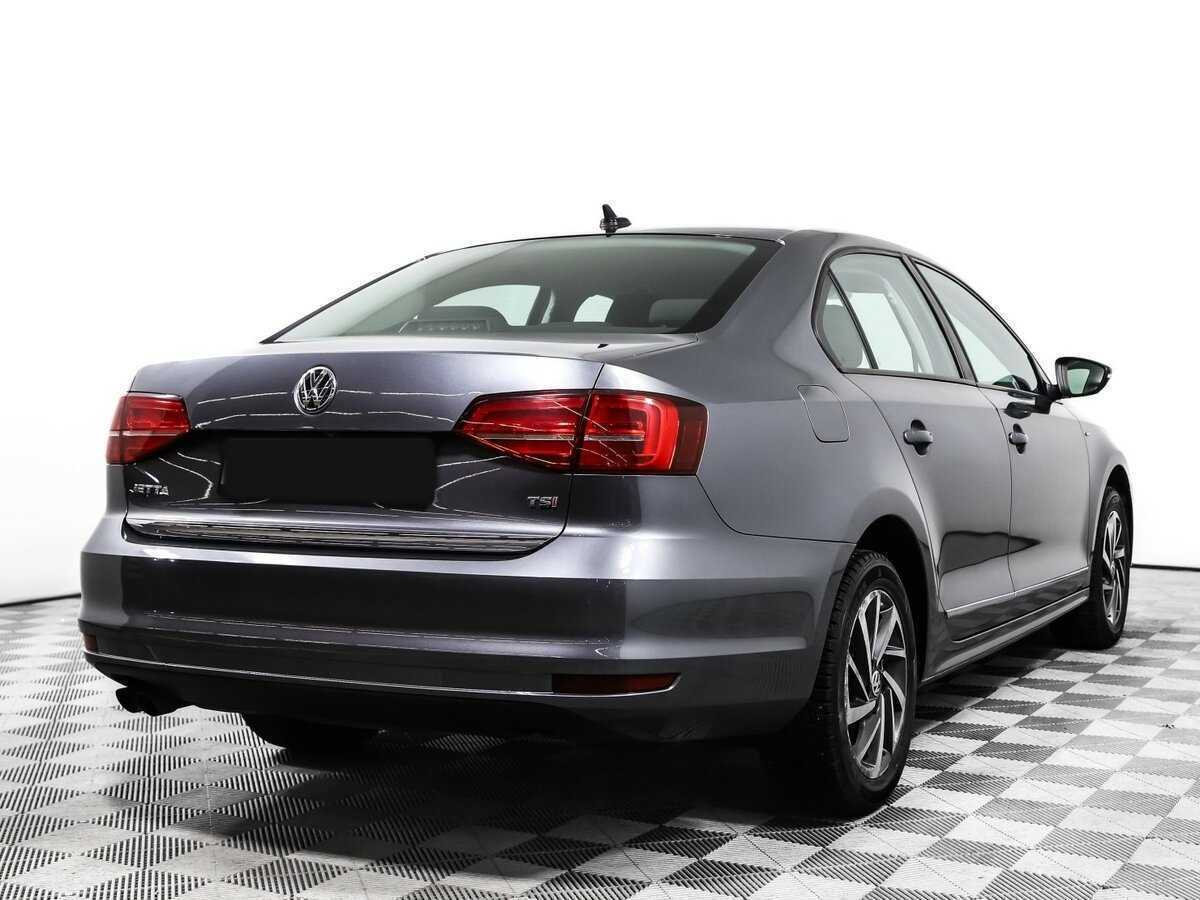 Купить Volkswagen Jetta с пробегом. Фото: #4