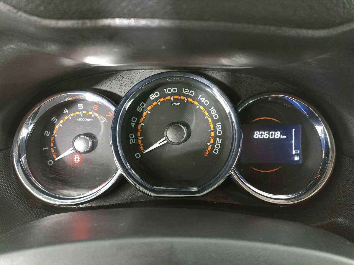 Купить Lada (ВАЗ) Largus с пробегом. Фото: #10