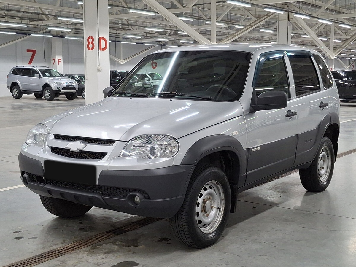 Купить Chevrolet Niva с пробегом. Фото: #0