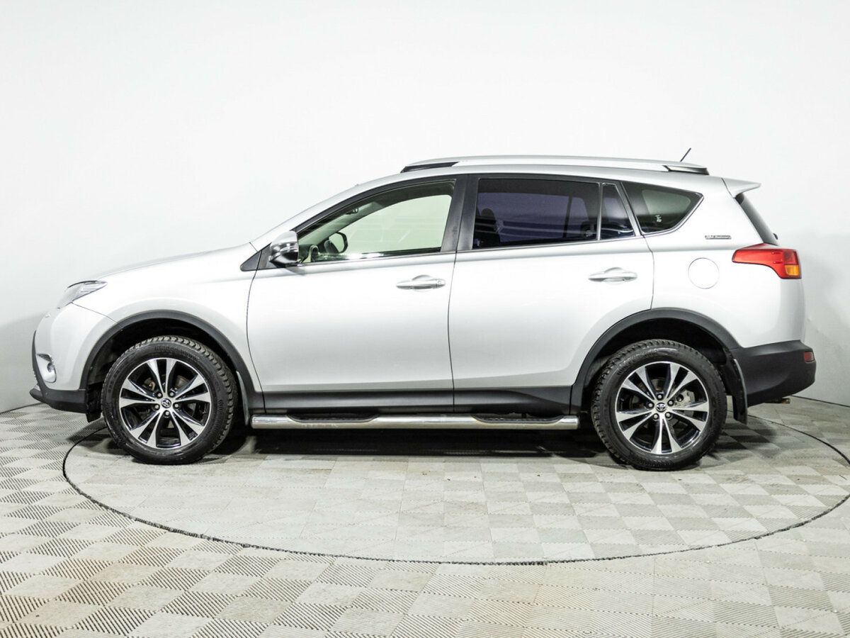 Купить Toyota RAV4 с пробегом. Фото: #7