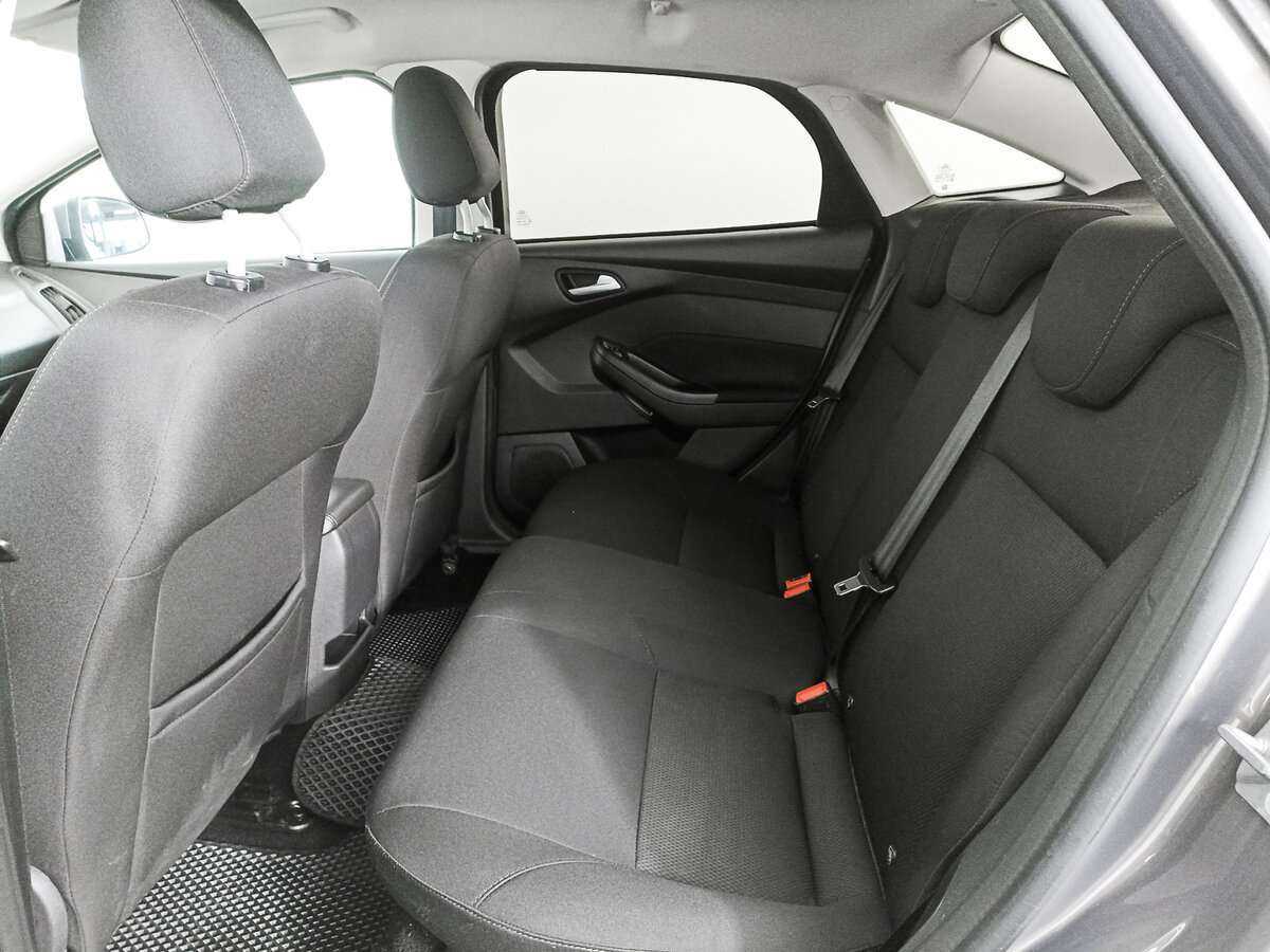 Купить Ford Focus с пробегом. Фото: #11