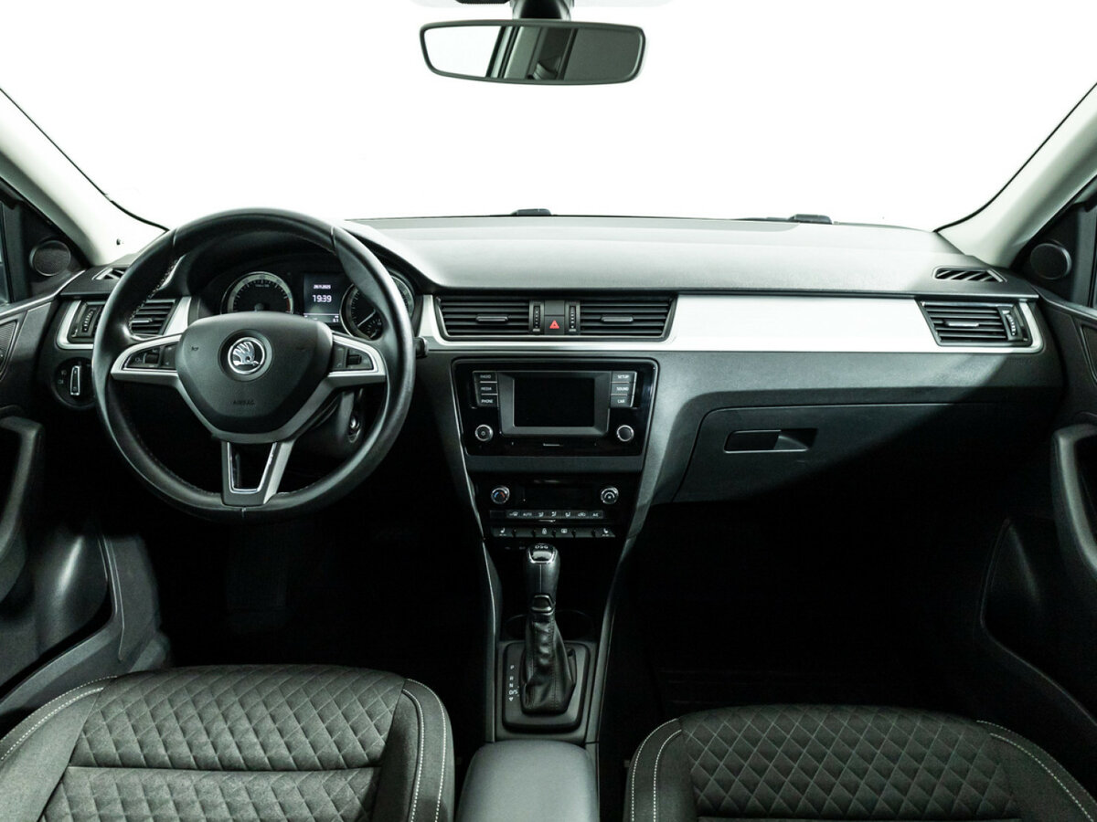 Купить Skoda Rapid с пробегом. Фото: #12