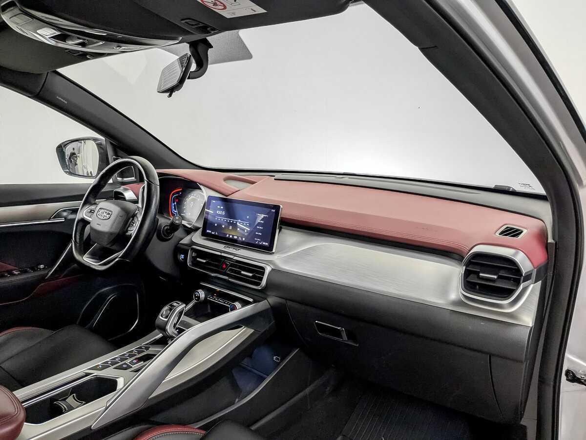 Купить Geely Coolray с пробегом. Фото: #10