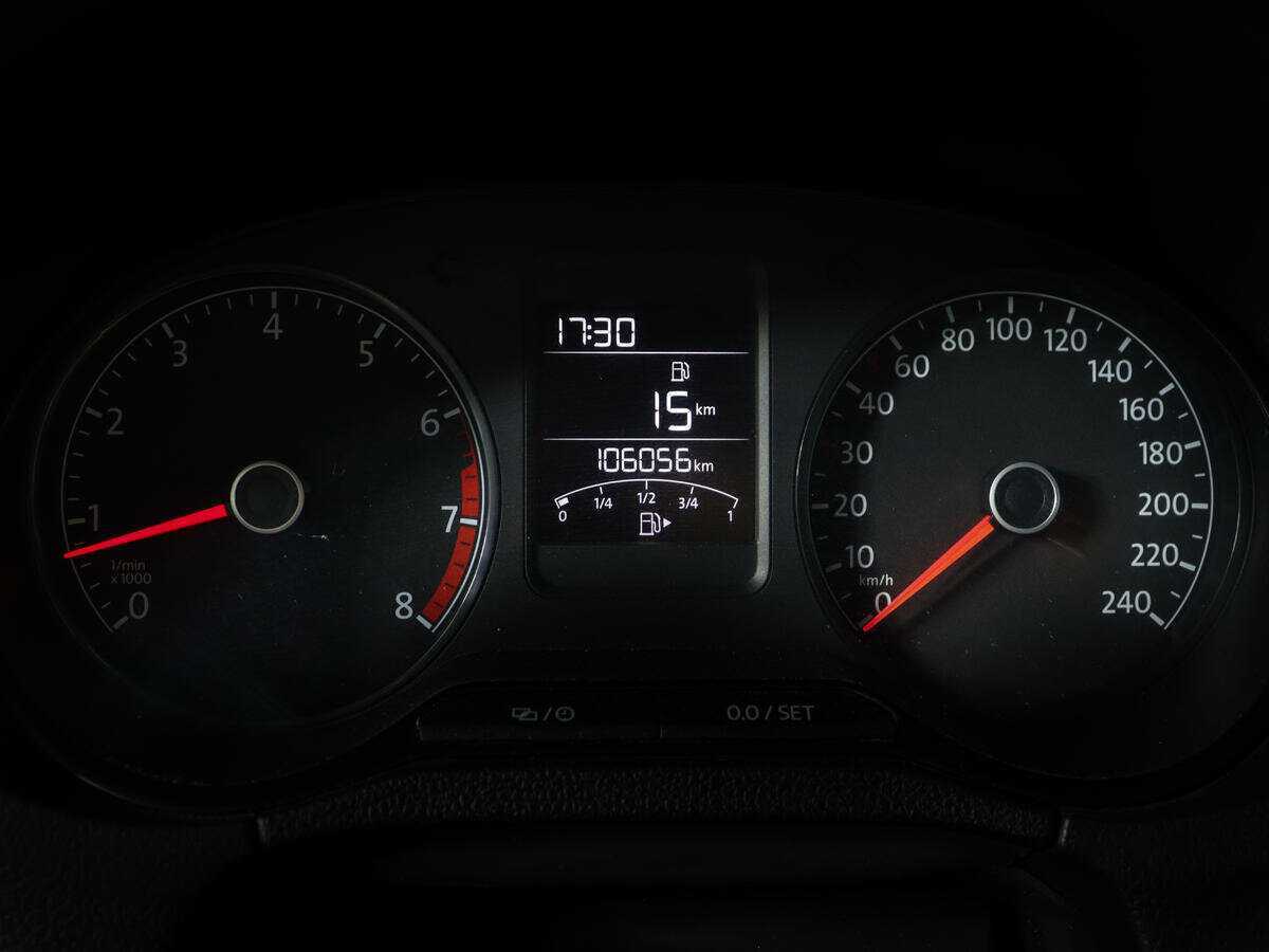 Купить Volkswagen Polo с пробегом. Фото: #8