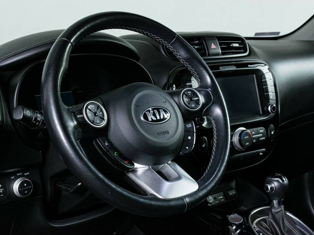 Купить Kia Soul с пробегом. Фото: #12
