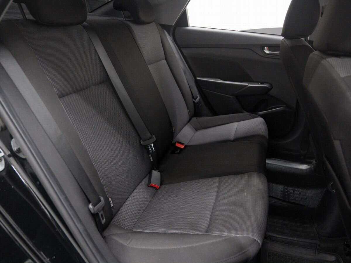 Купить Hyundai Solaris с пробегом. Фото: #5