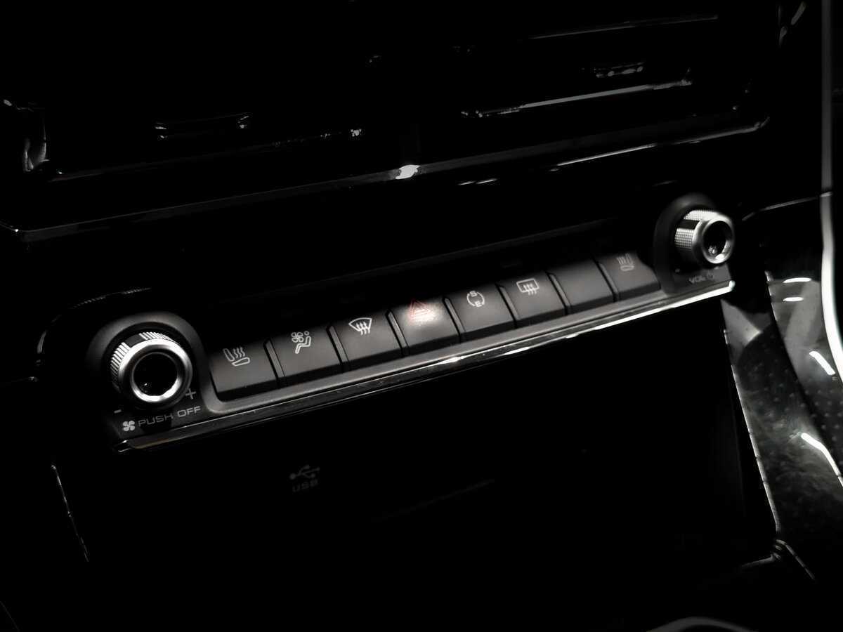 Купить Haval M6 с пробегом. Фото: #24