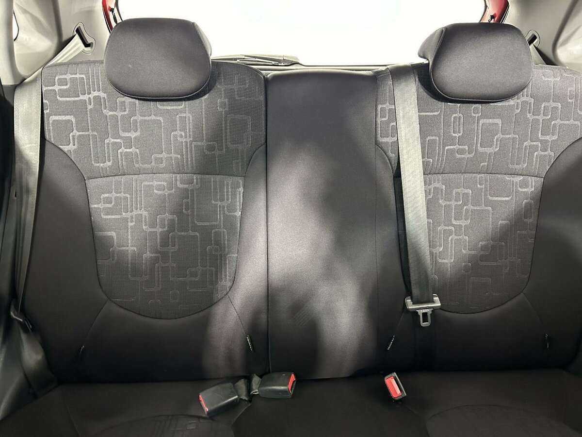 Купить Kia Rio с пробегом. Фото: #14