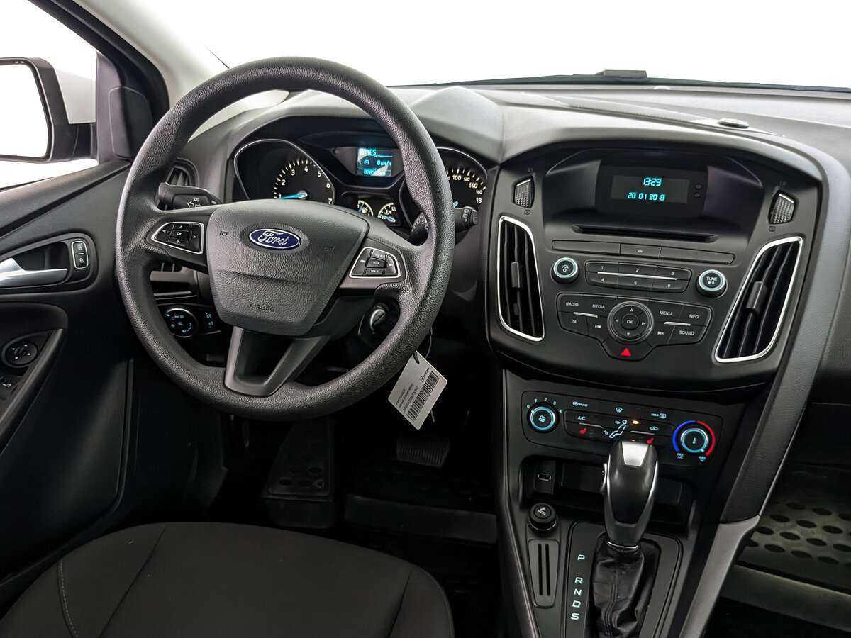 Купить Ford Focus с пробегом. Фото: #16