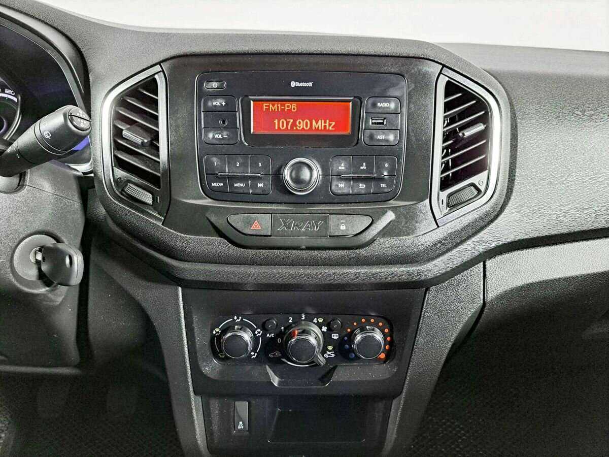 Купить Lada (ВАЗ) XRAY с пробегом. Фото: #12