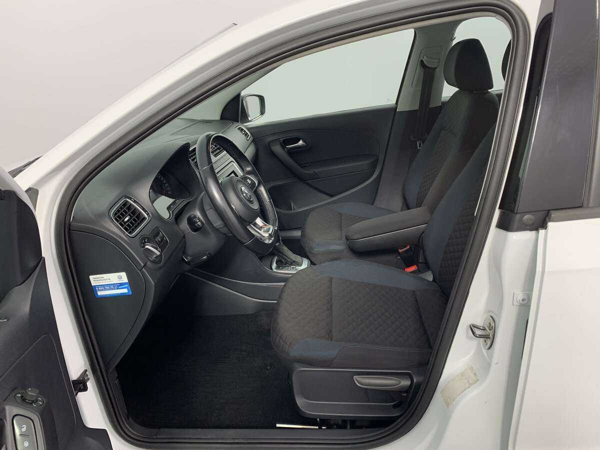 Купить Volkswagen Polo с пробегом. Фото: #9