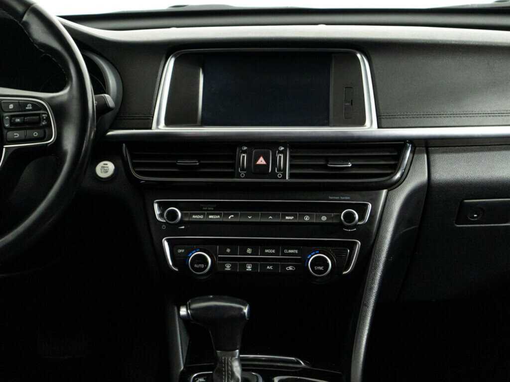 Купить Kia Optima с пробегом. Фото: #12