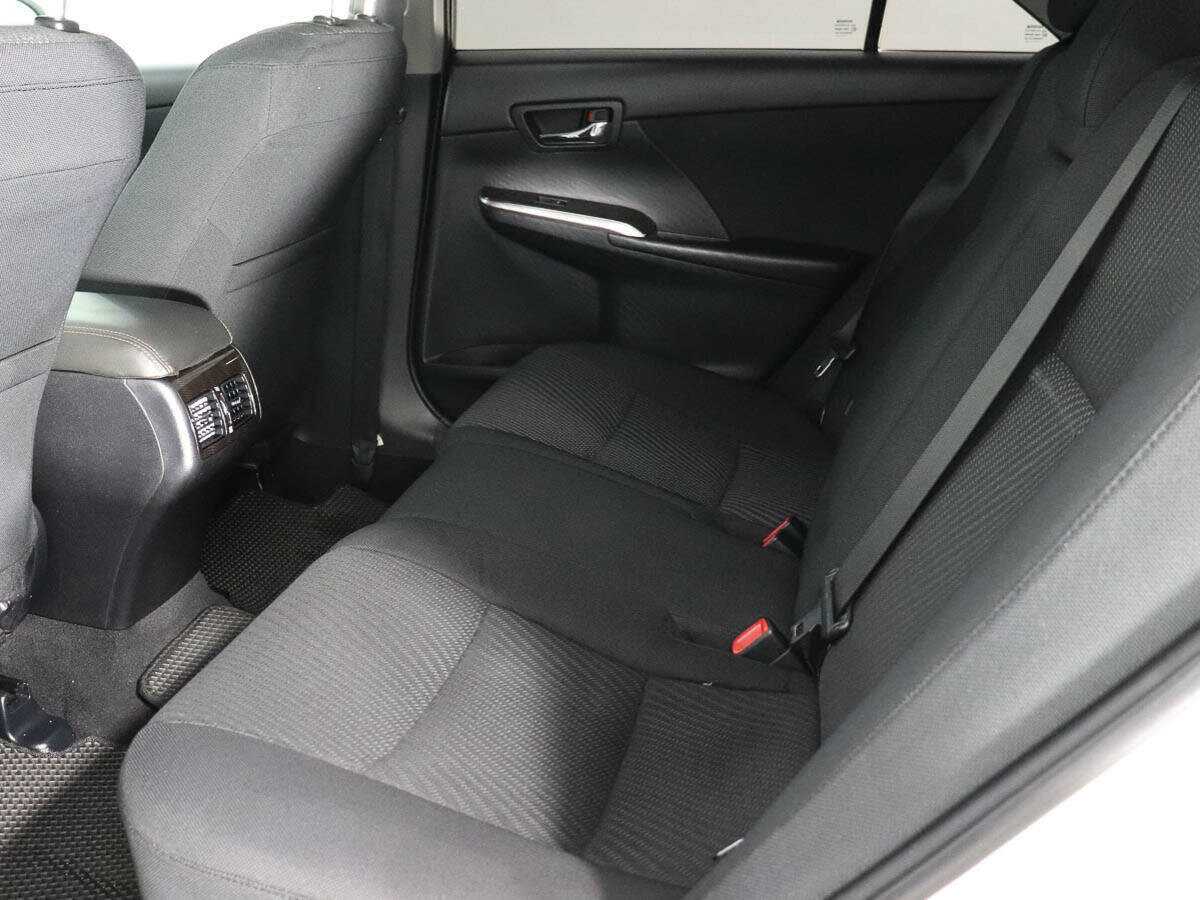 Купить Toyota Camry с пробегом. Фото: #10