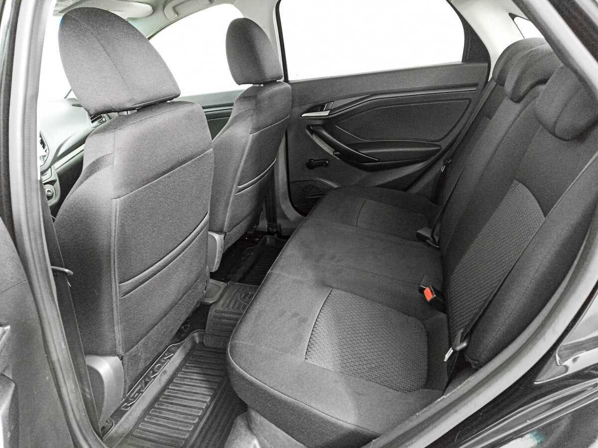 Купить Lada (ВАЗ) Vesta с пробегом. Фото: #9