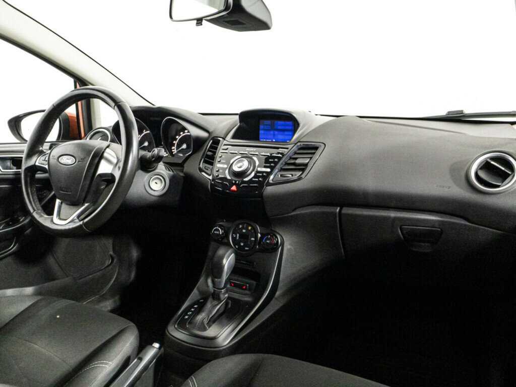 Купить Ford Fiesta с пробегом. Фото: #8