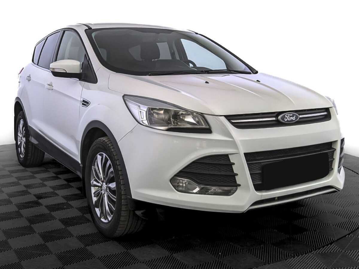 Купить Ford Kuga с пробегом. Фото: #2