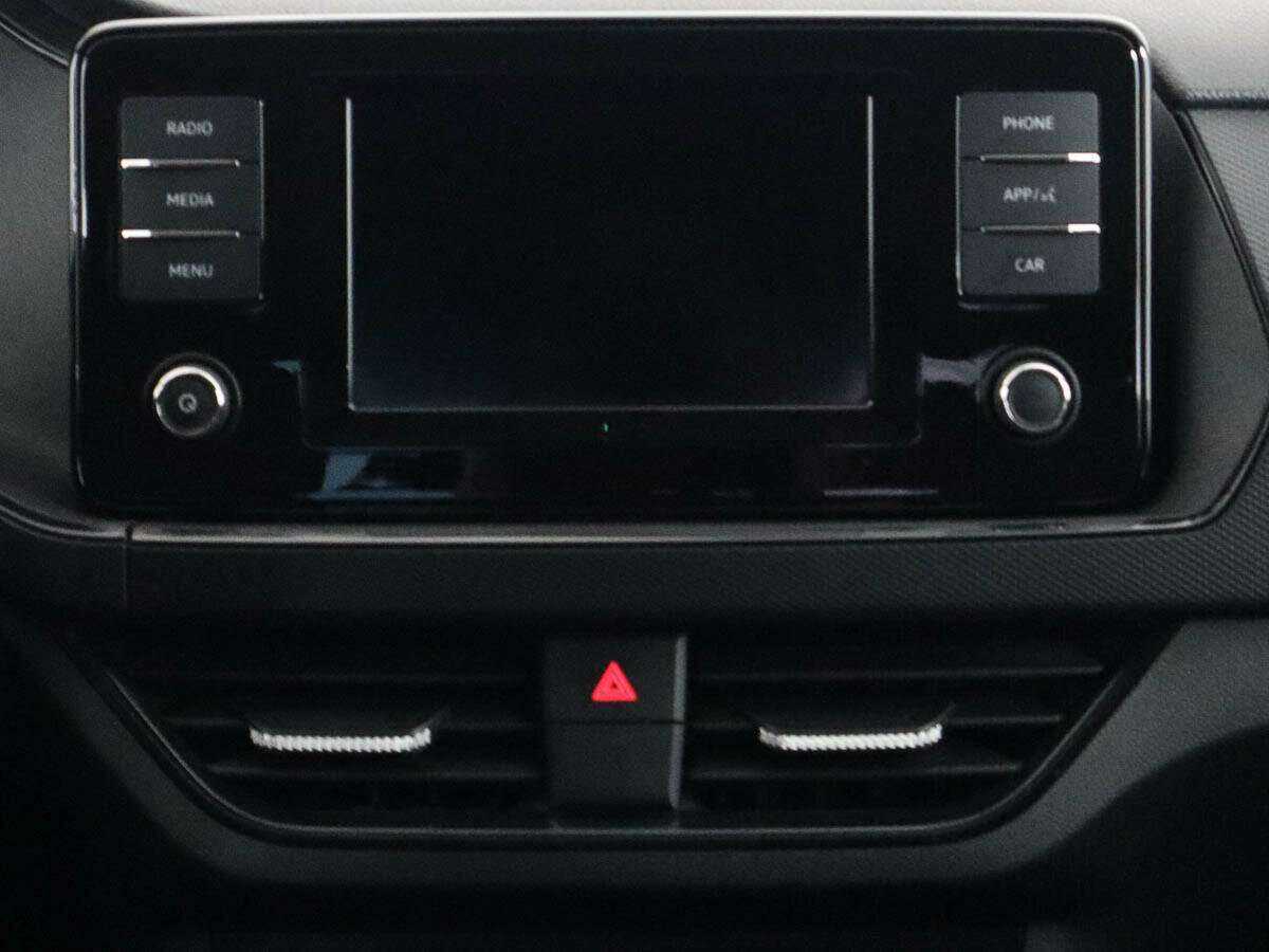 Купить Volkswagen Polo с пробегом. Фото: #10