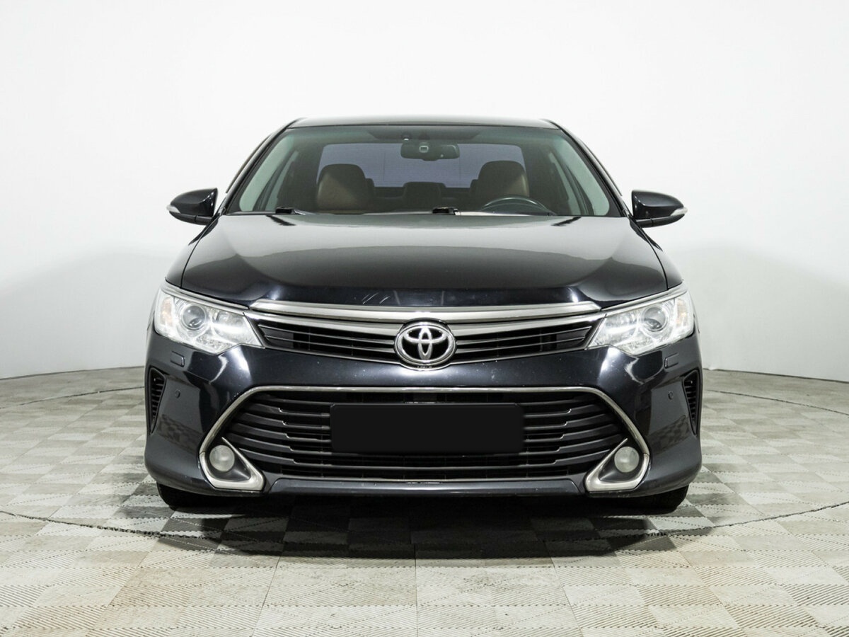 Купить Toyota Camry с пробегом. Фото: #1