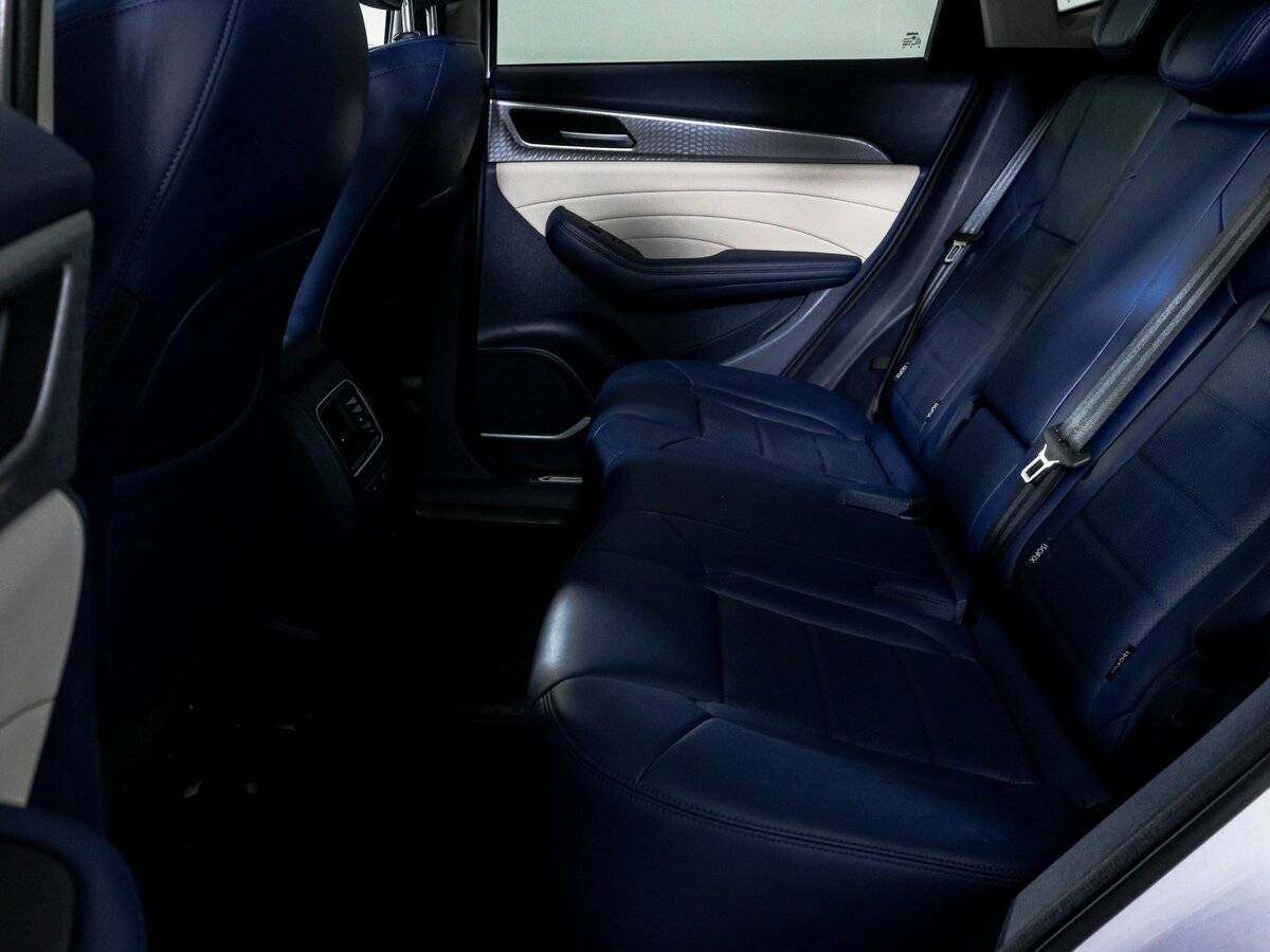 Купить Haval F7 с пробегом. Фото: #9