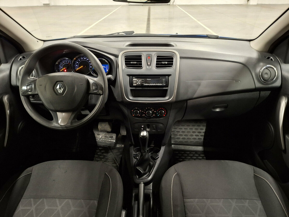 Купить Renault Sandero с пробегом. Фото: #13