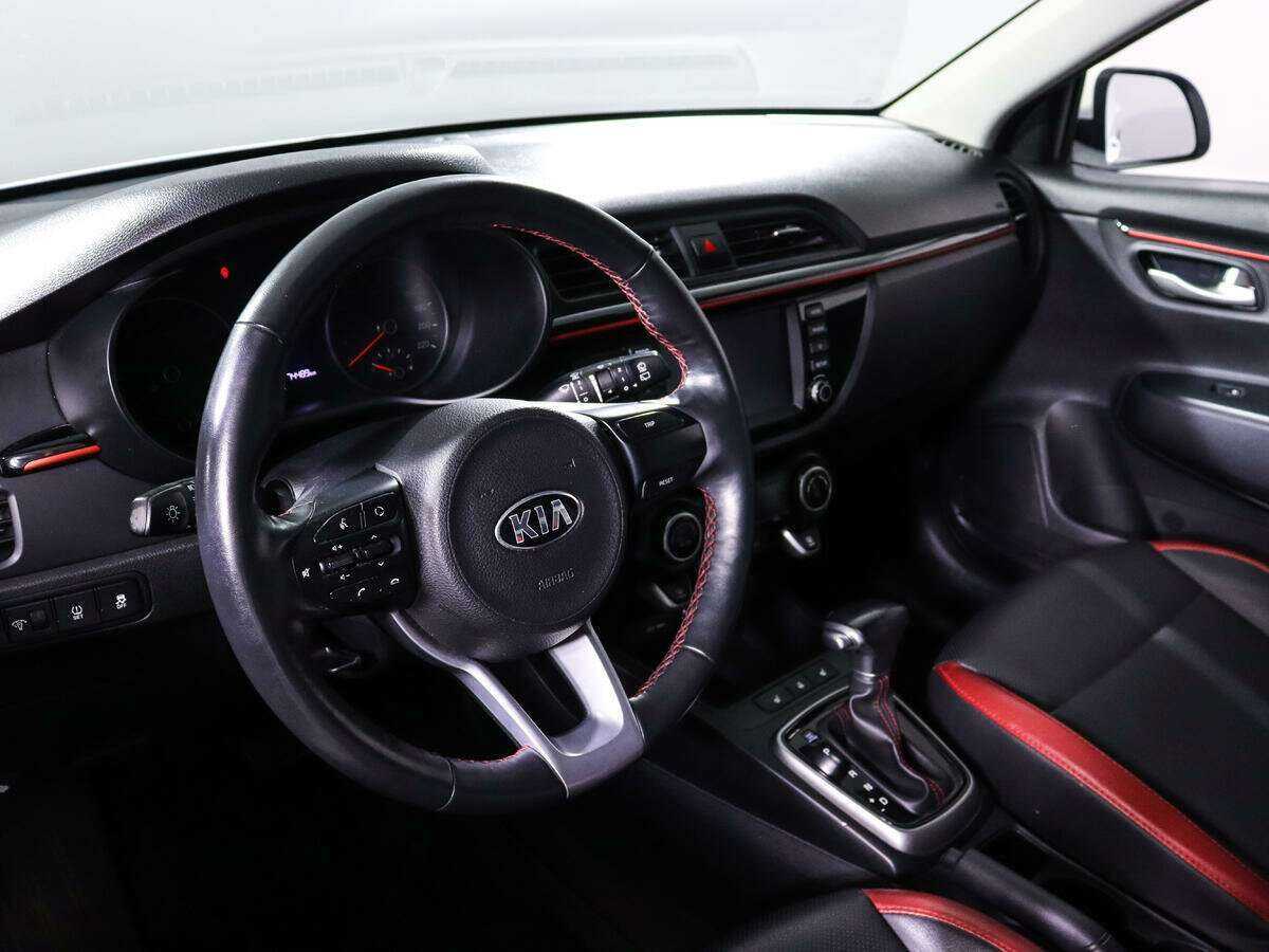 Купить Kia Rio с пробегом. Фото: #11