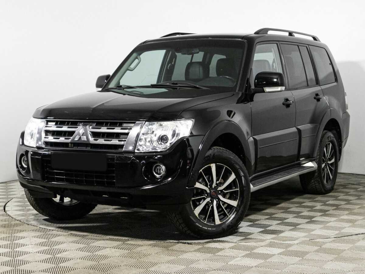 Купить Mitsubishi Pajero с пробегом. Посмотреть фото