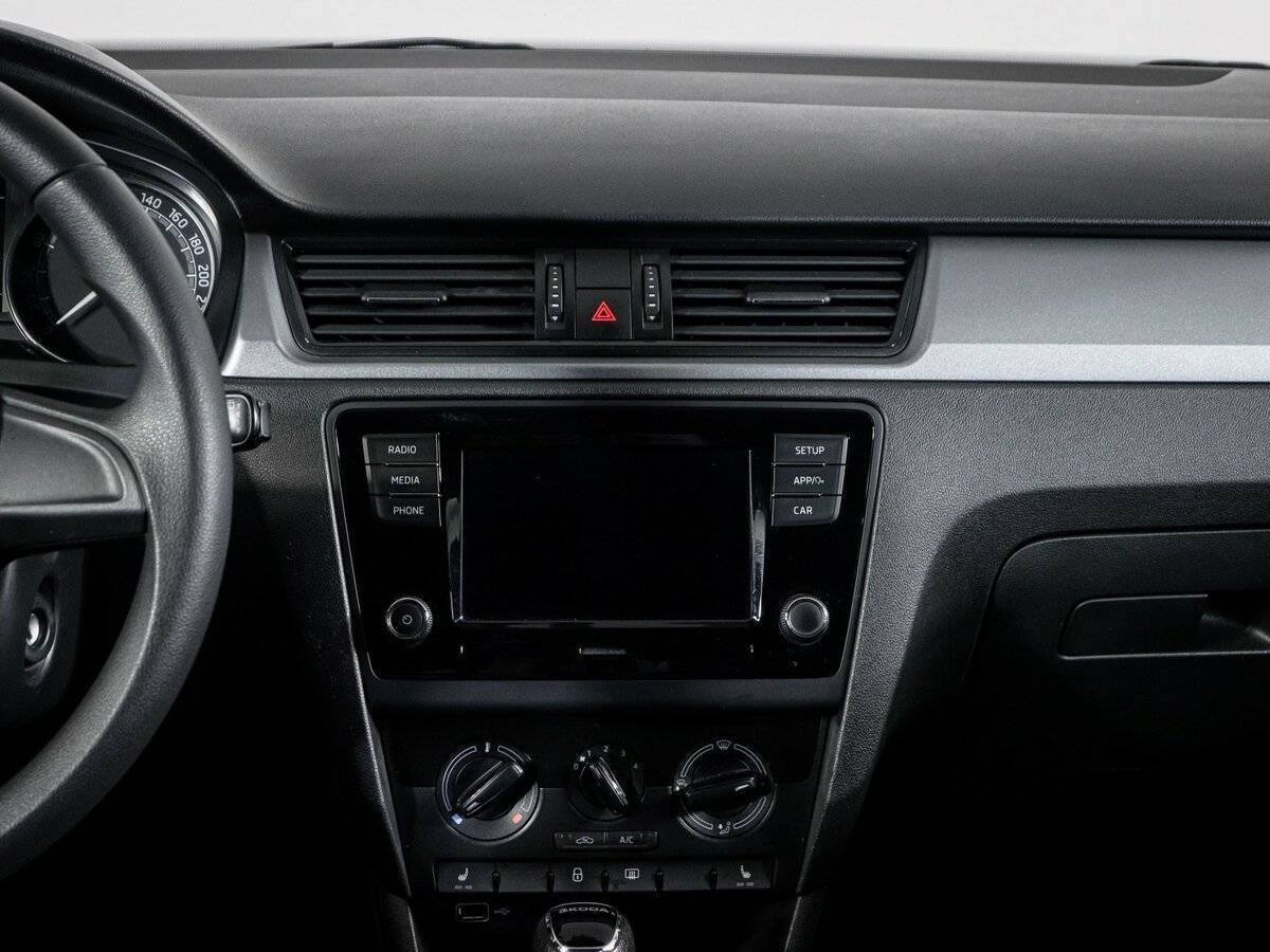 Купить Skoda Rapid с пробегом. Фото: #12