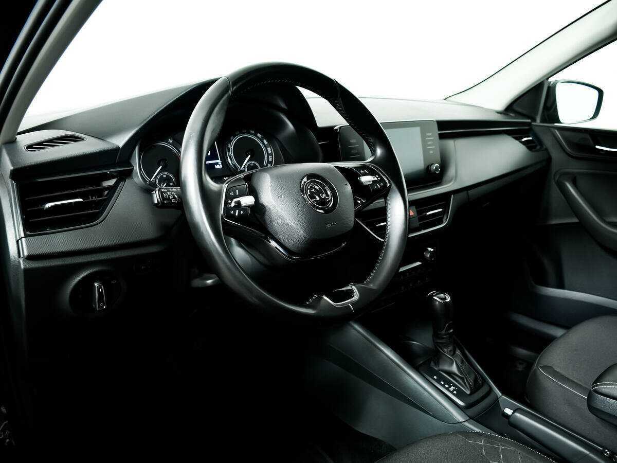 Купить Skoda Rapid с пробегом. Фото: #12