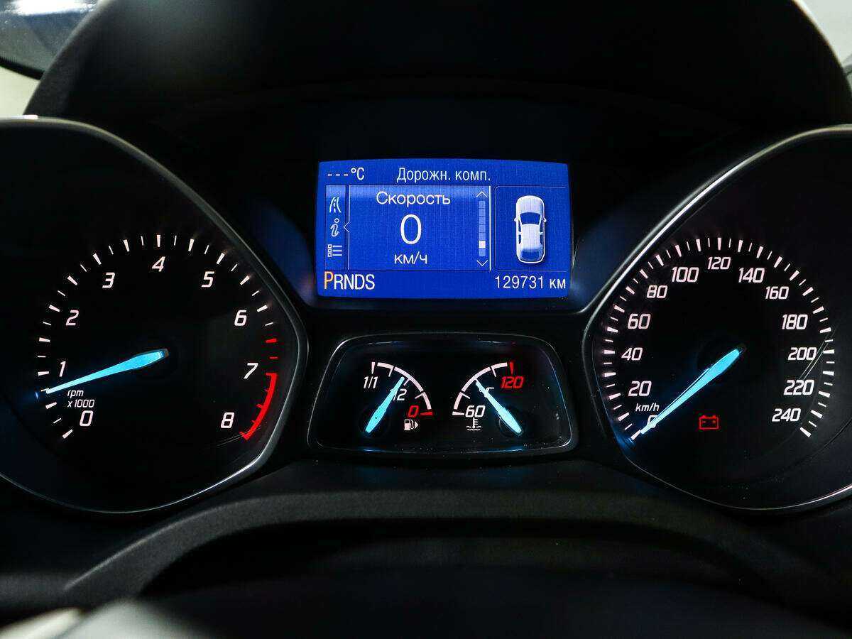 Купить Ford Kuga с пробегом. Фото: #9