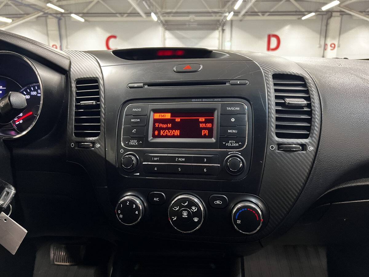 Купить Kia Cerato с пробегом. Фото: #14