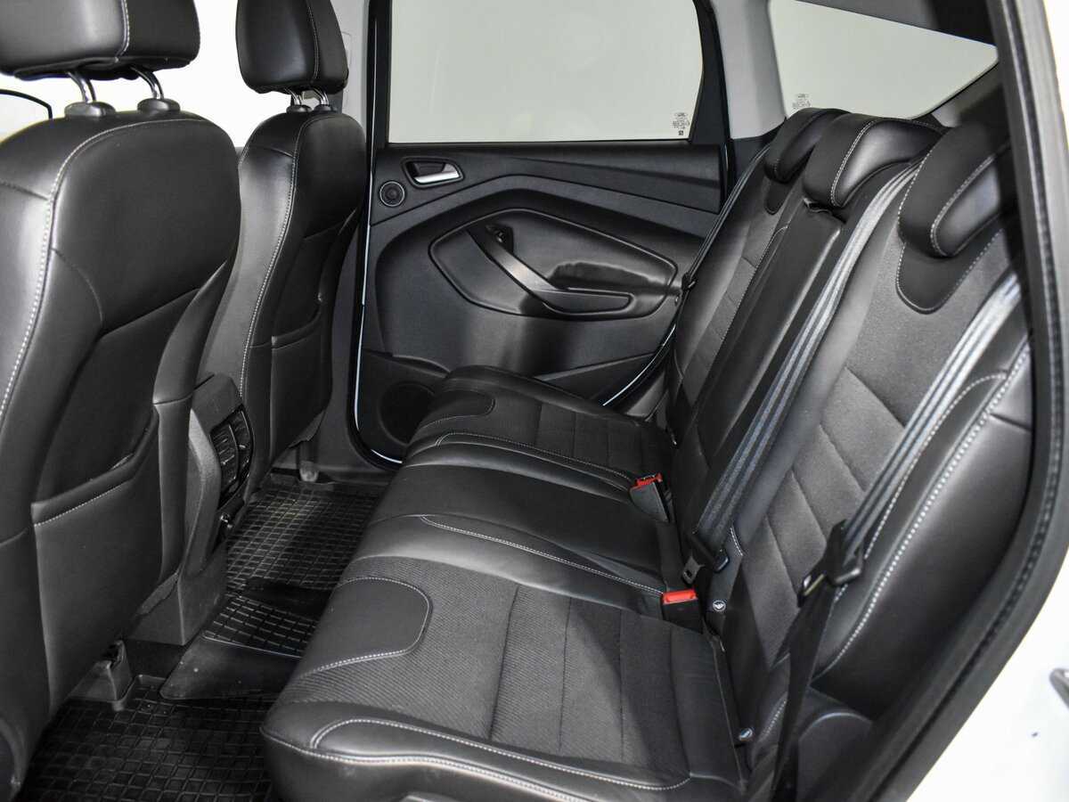 Купить Ford Kuga с пробегом. Фото: #12