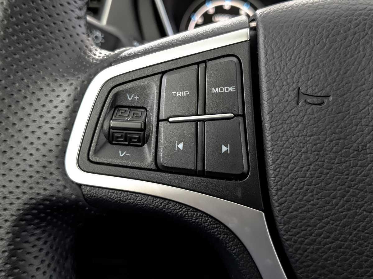 Купить Geely Emgrand X7 с пробегом. Фото: #27