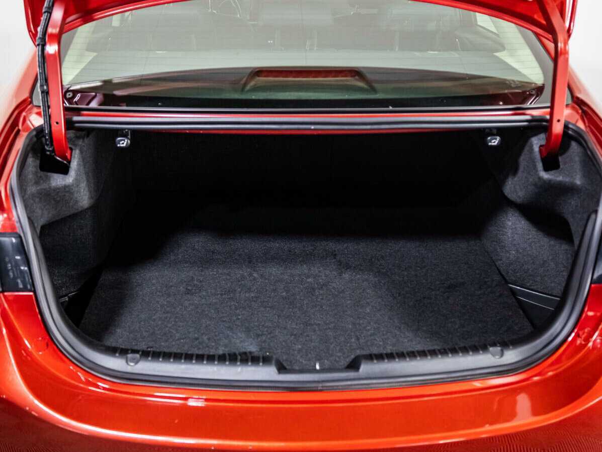 Купить Mazda 6 с пробегом. Фото: #17