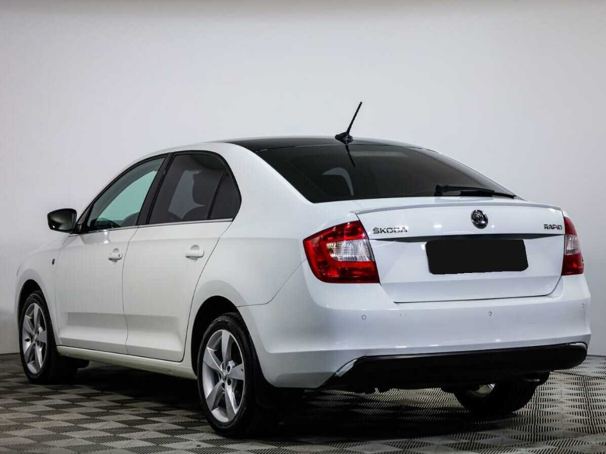 Купить Skoda Rapid с пробегом. Фото: #5