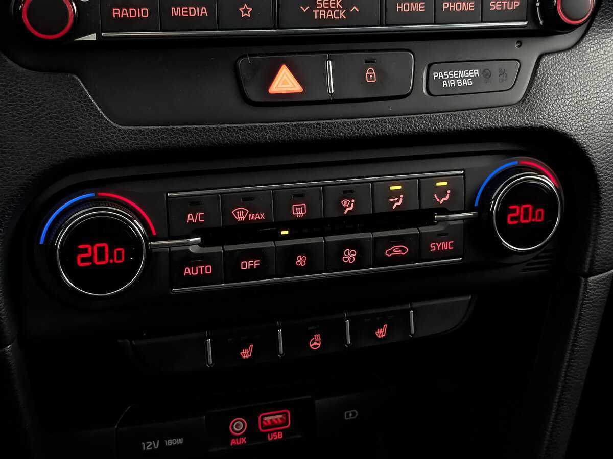 Купить Kia Ceed с пробегом. Фото: #24