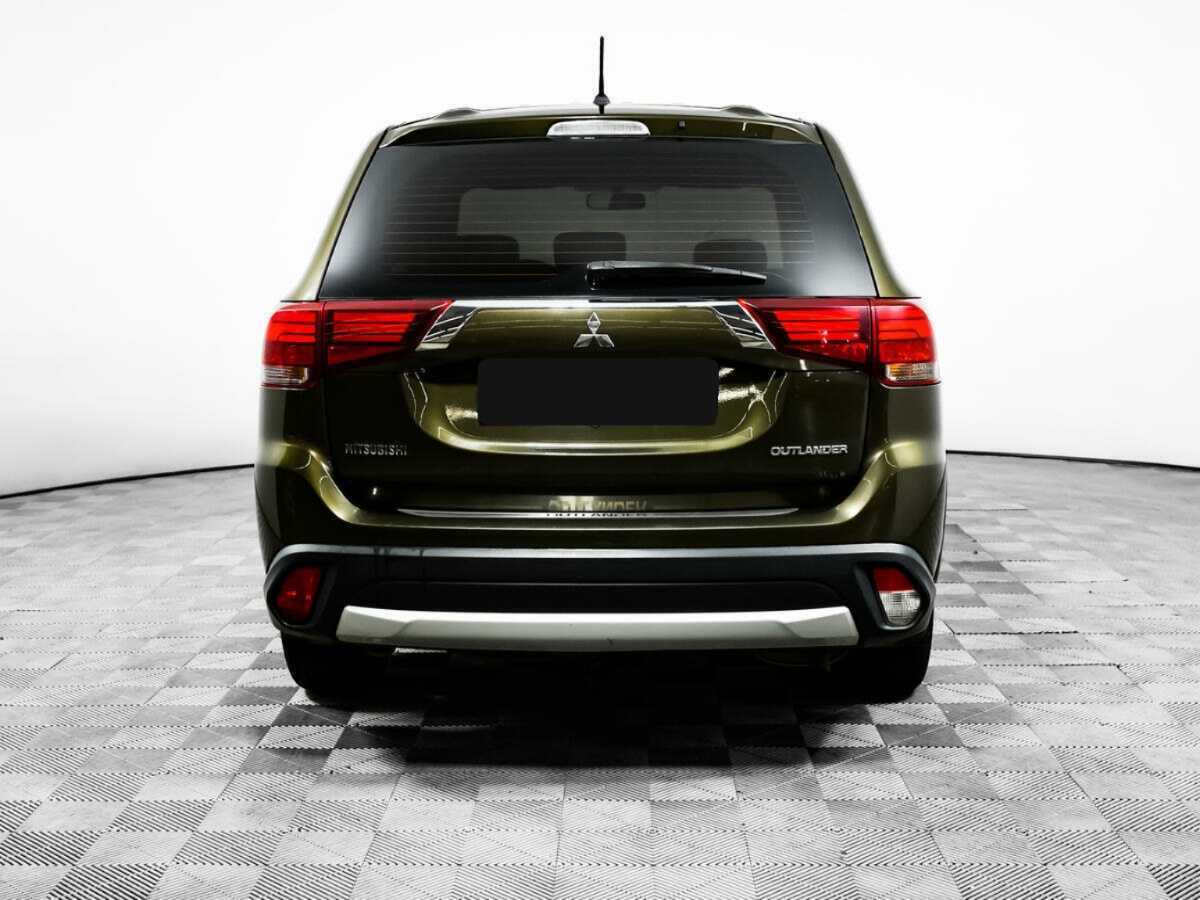 Купить Mitsubishi Outlander с пробегом. Фото: #4