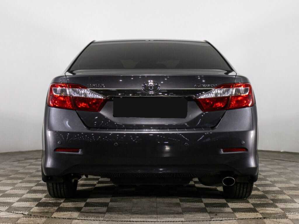 Купить Toyota Camry с пробегом. Фото: #5
