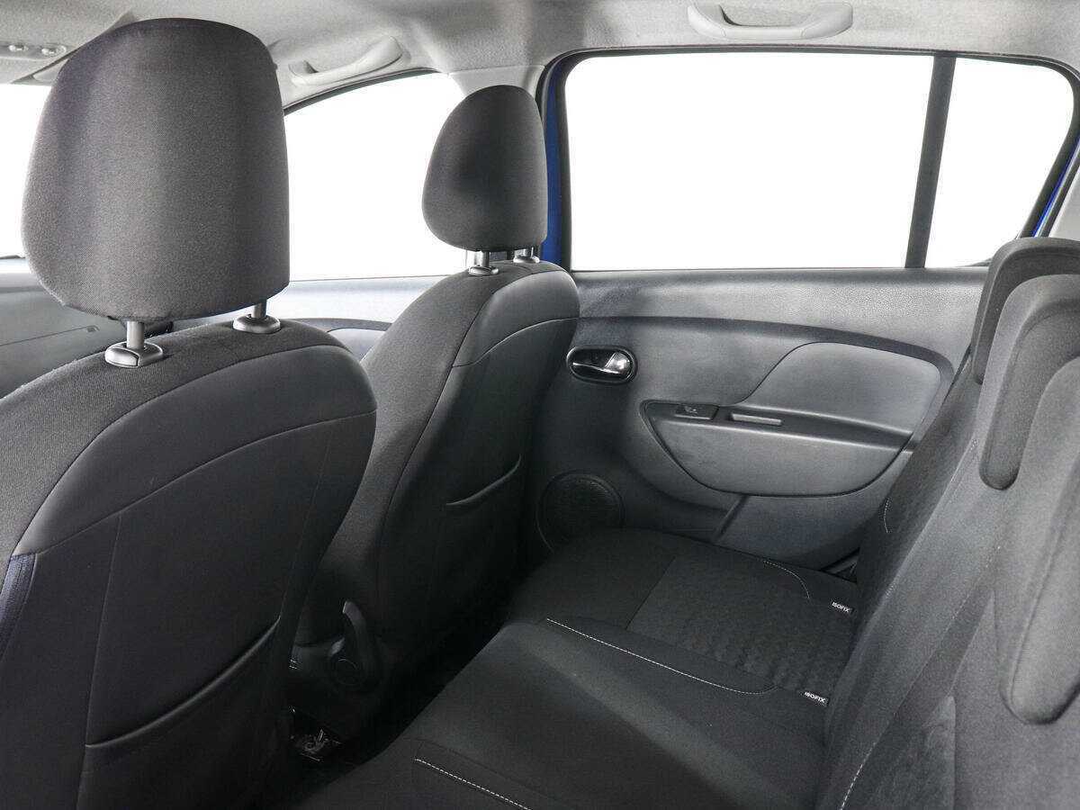 Купить Renault Sandero с пробегом. Фото: #11